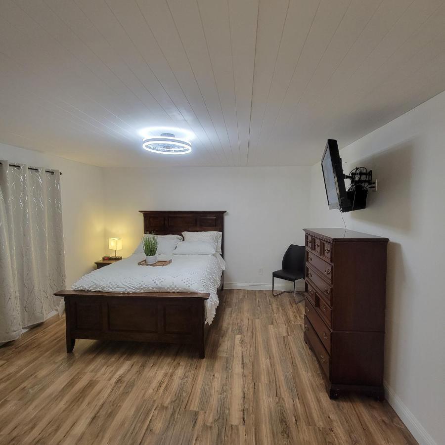 Private Room With Private Bath Риалто Екстериор снимка
